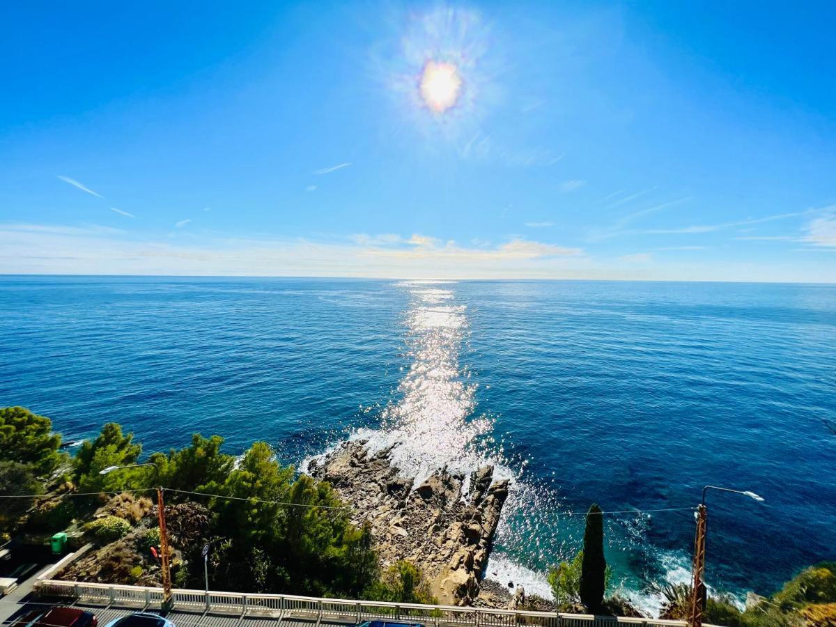 Suite Sunset 18 - Fronte Mare Sanremo Exteriör bild