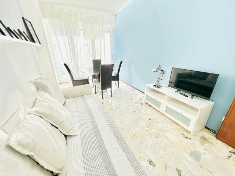 Suite Sunset 18 - Fronte Mare Sanremo Exteriör bild