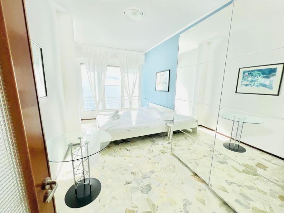 Suite Sunset 18 - Fronte Mare Sanremo Exteriör bild